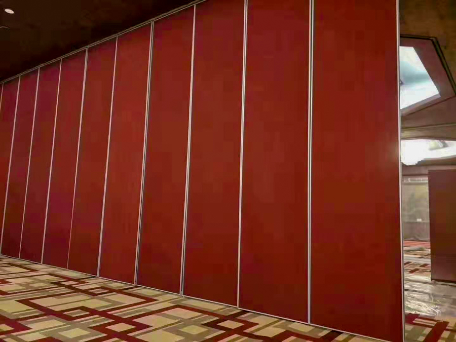 85款硬包布活動(dòng)隔斷.jpg